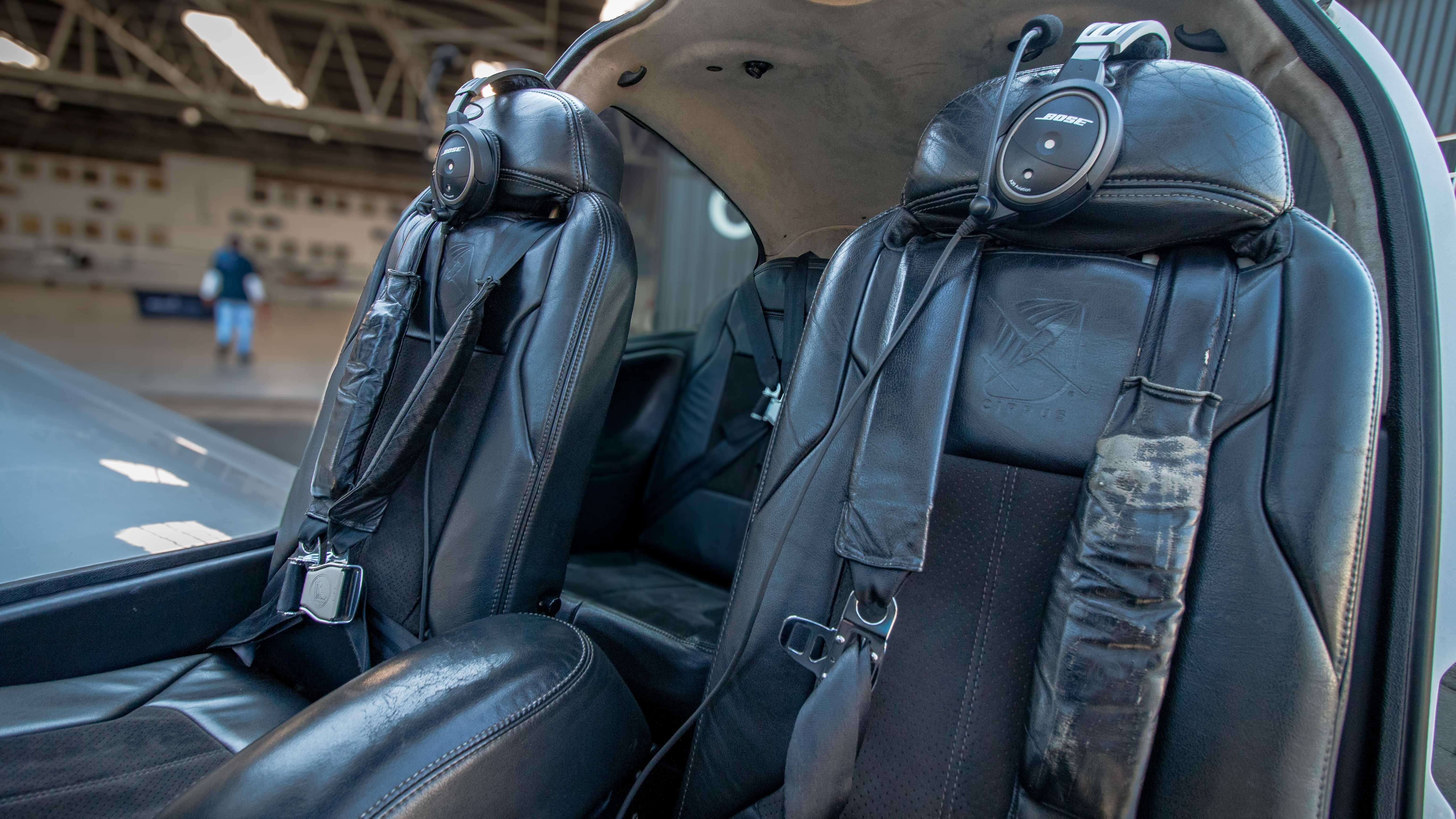 시러스 SR22 G3 GTS 2010 사진 8