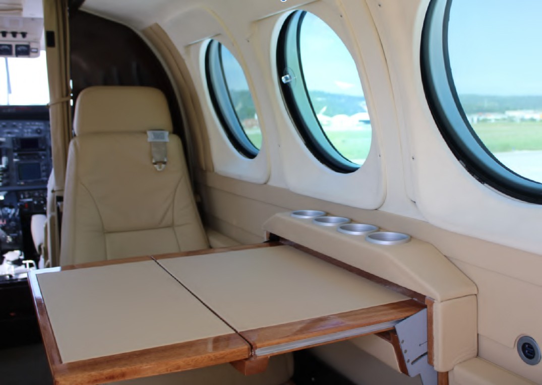 1985 Beechcraft King Air C90A, photo 5