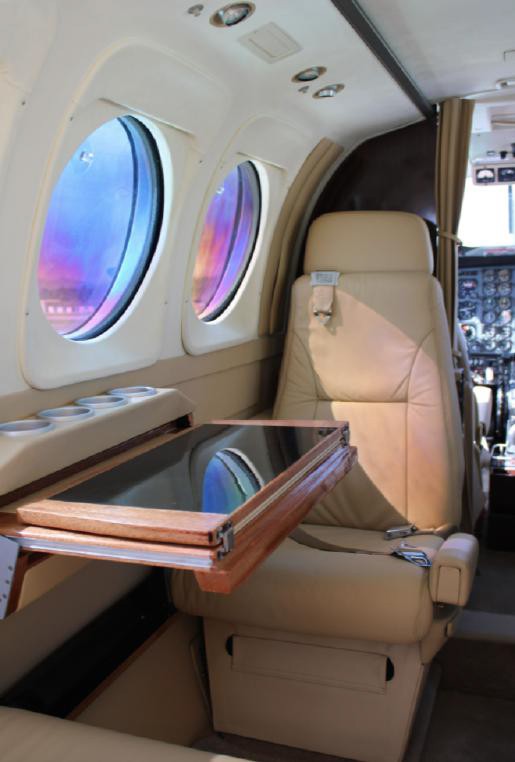 1985 Beechcraft King Air C90A, photo 6