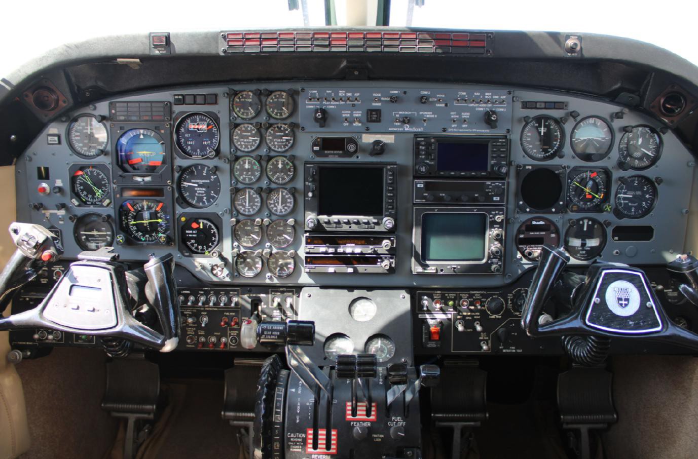 1985 Beechcraft King Air C90A, photo 3