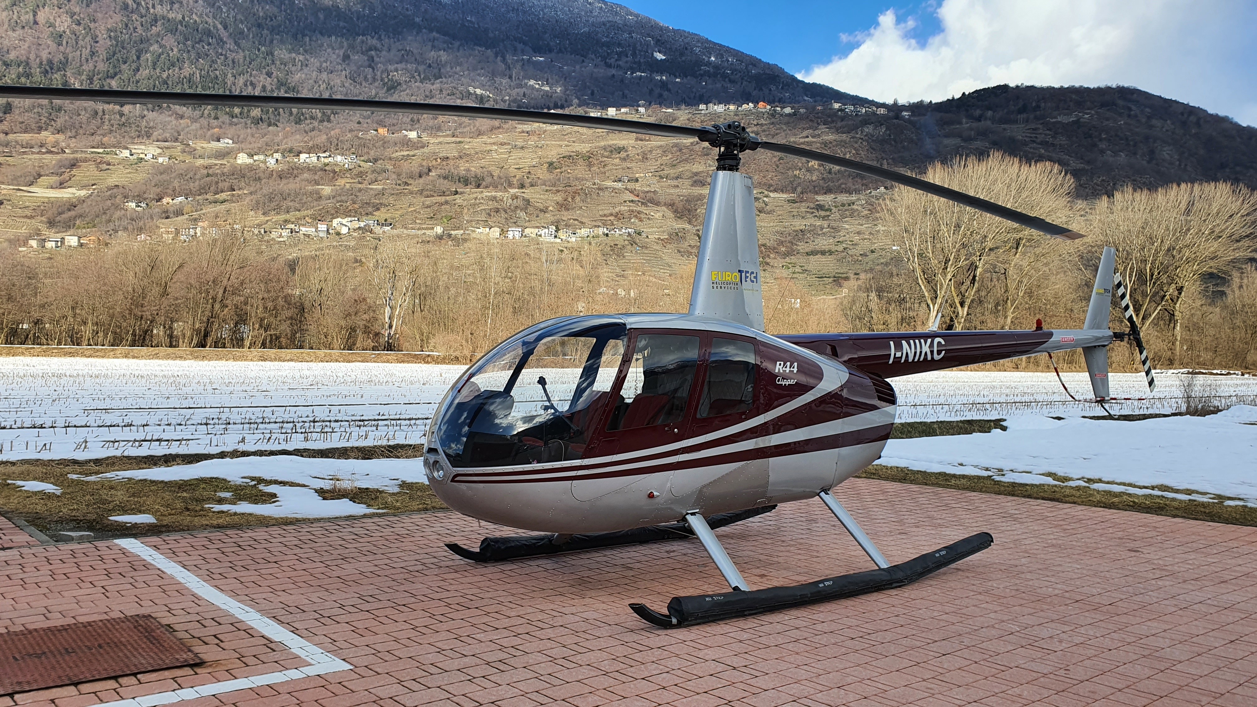 1999 Robinson R44 Clipper I, photo 2