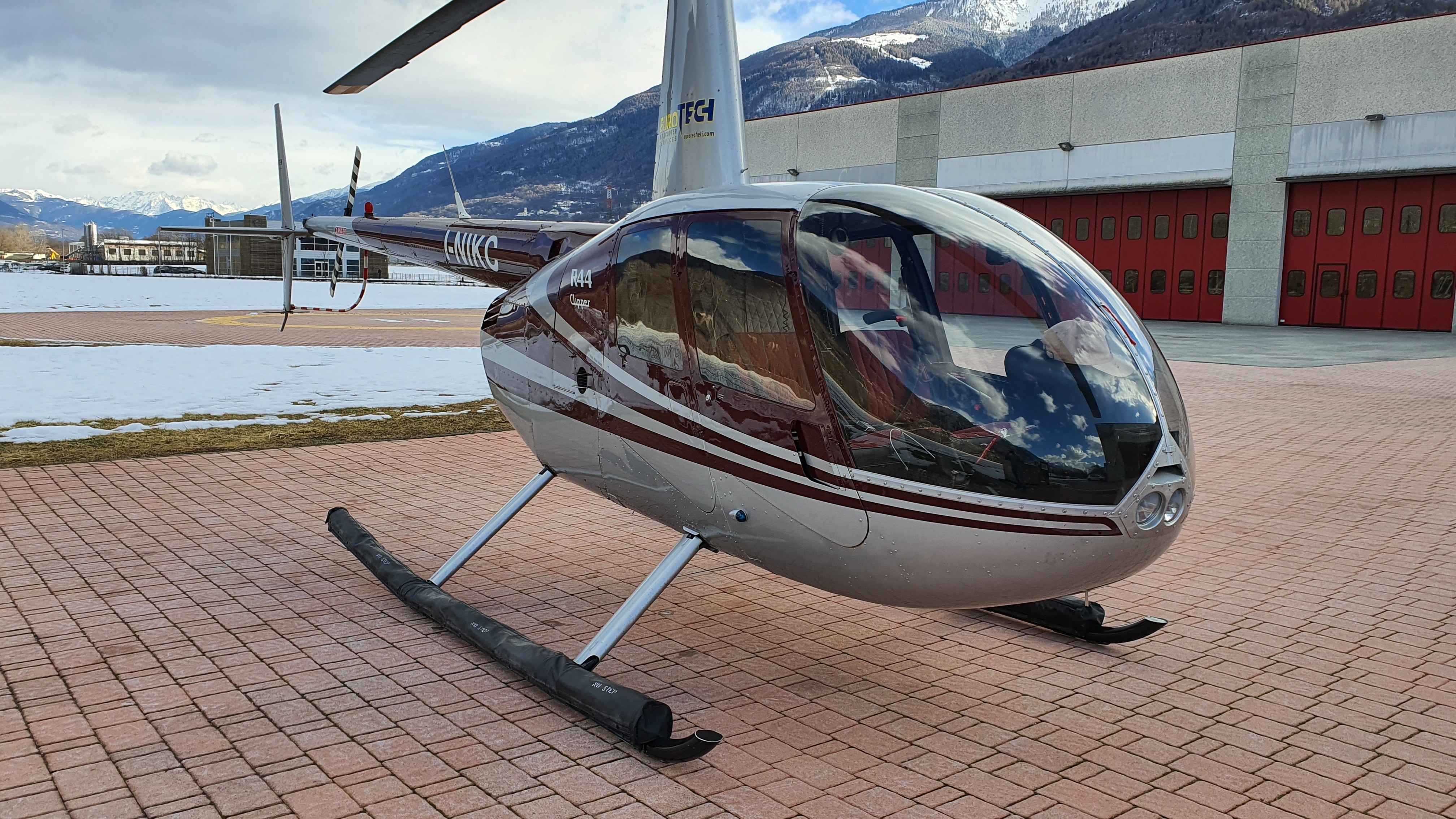 1999 Robinson R44 Clipper I, photo 1