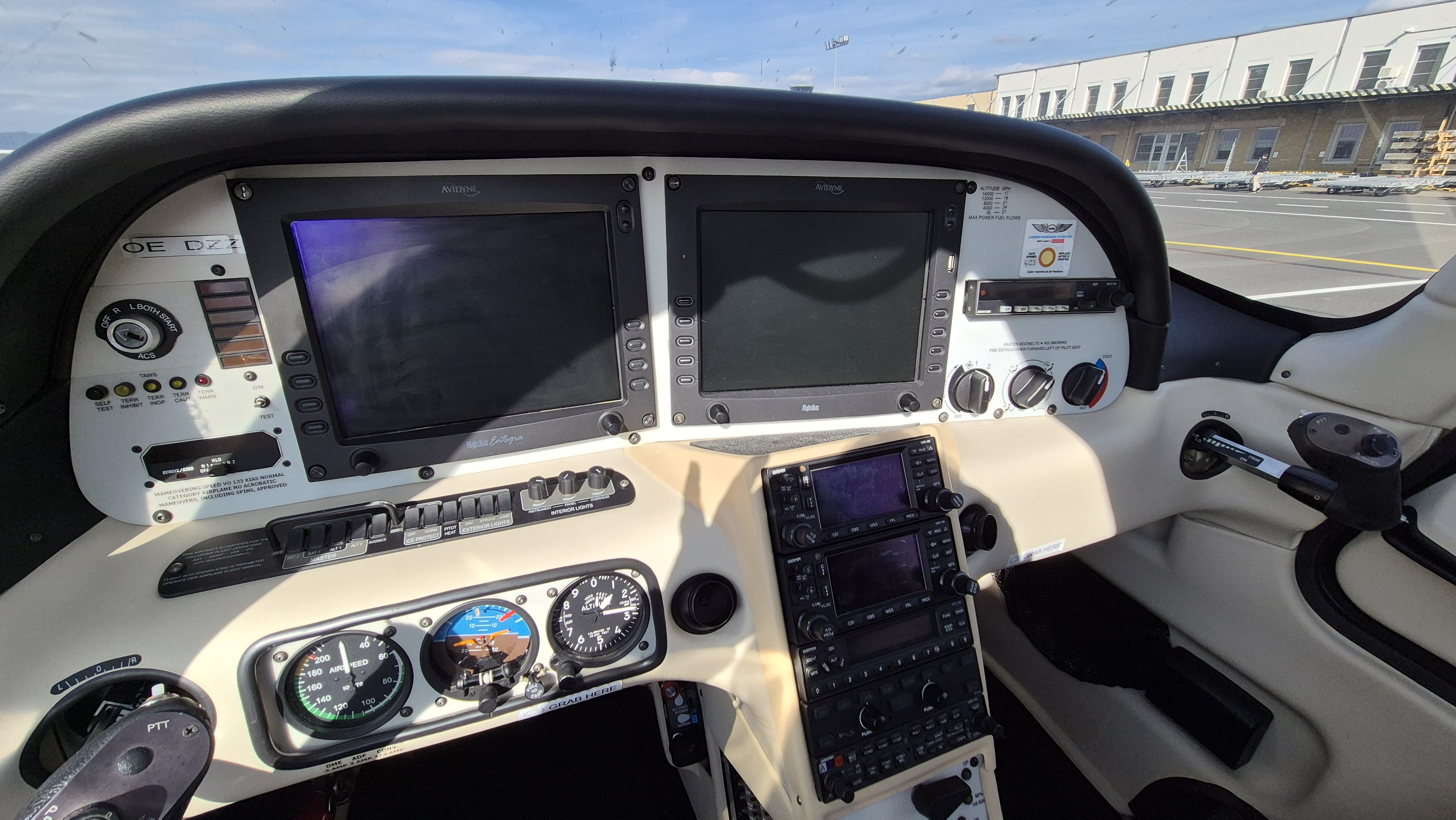 시러스 SR22 G2 GTS 2006 사진 5