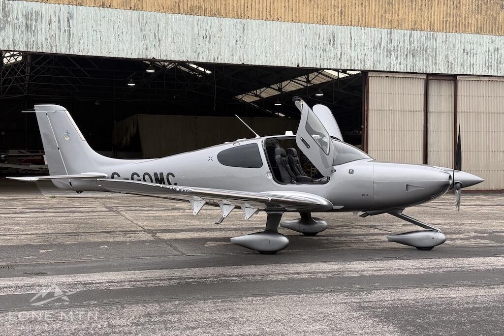 시러스 SR22T G6 GTS 2023 사진 2