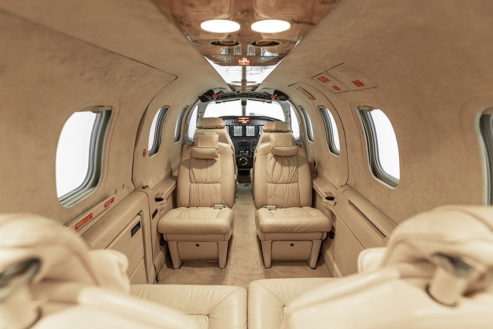 2003 Daher TBM 700C2 For Sale | IL, US. 2135 hrs. | AvBuyer