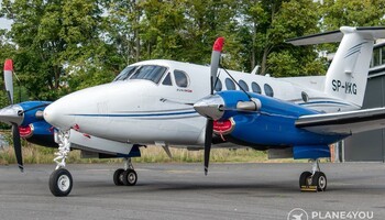 2014 Beechcraft King Air 250, SC, United States, photo 2