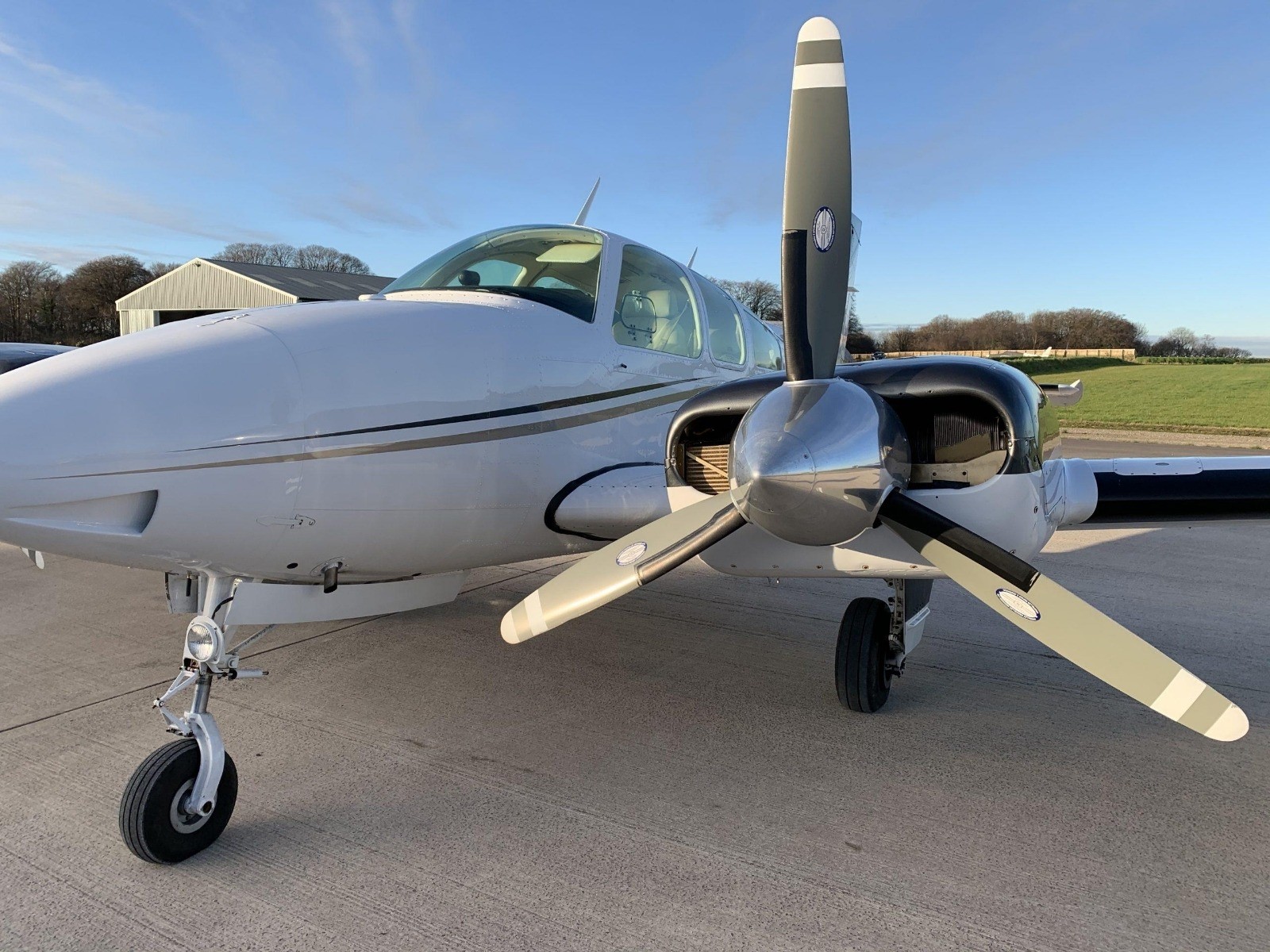 비치크래프트 B55 Baron 1976 사진 4