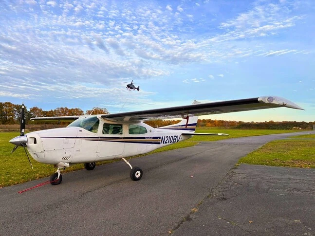1975 Cessna 210 L Centurion, Germany, photo 4