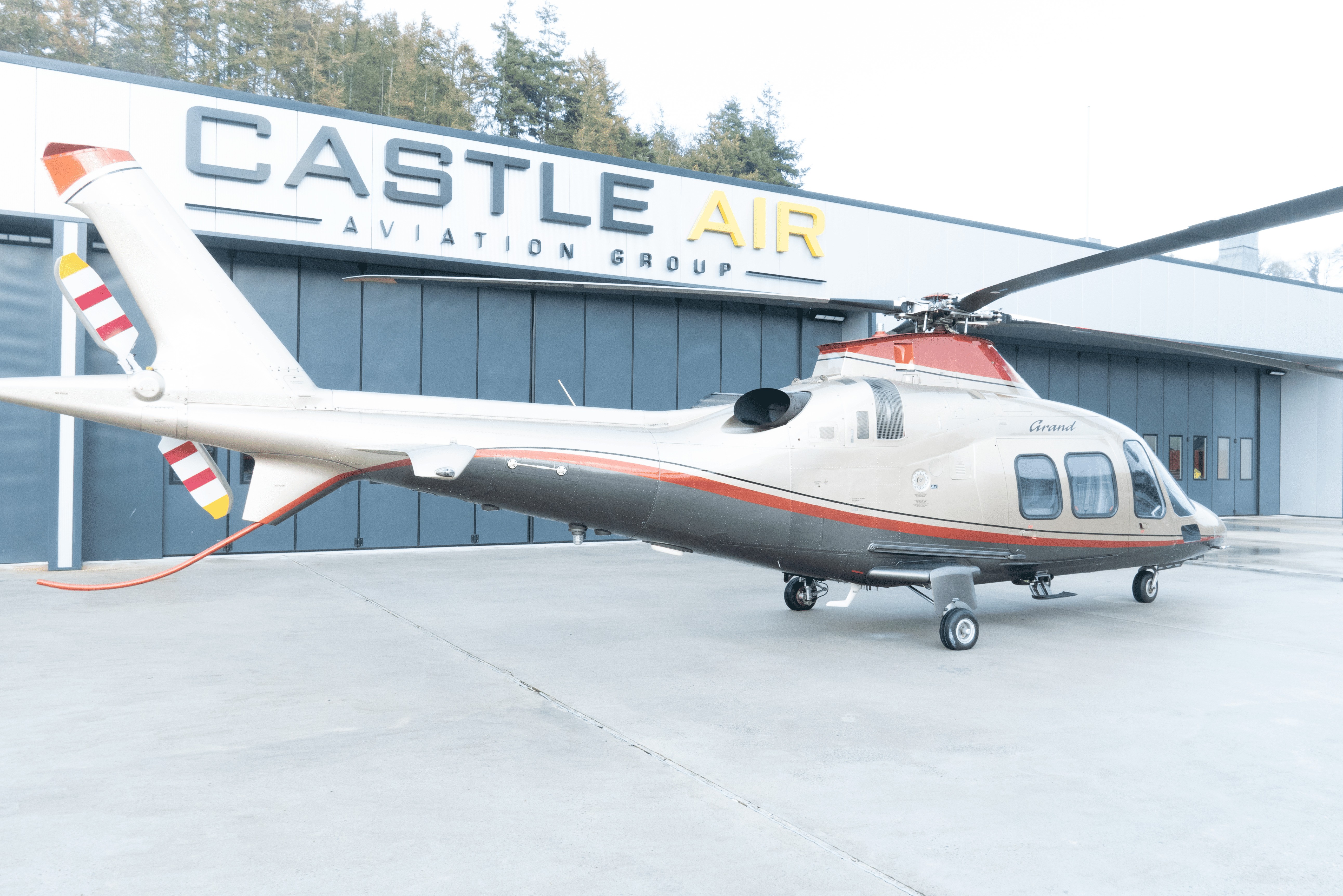 2010 Agustawestland Leonardo AW109S Grand, photo 6