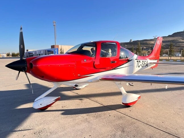 2021 Cirrus SR22T G6 GTS for sale