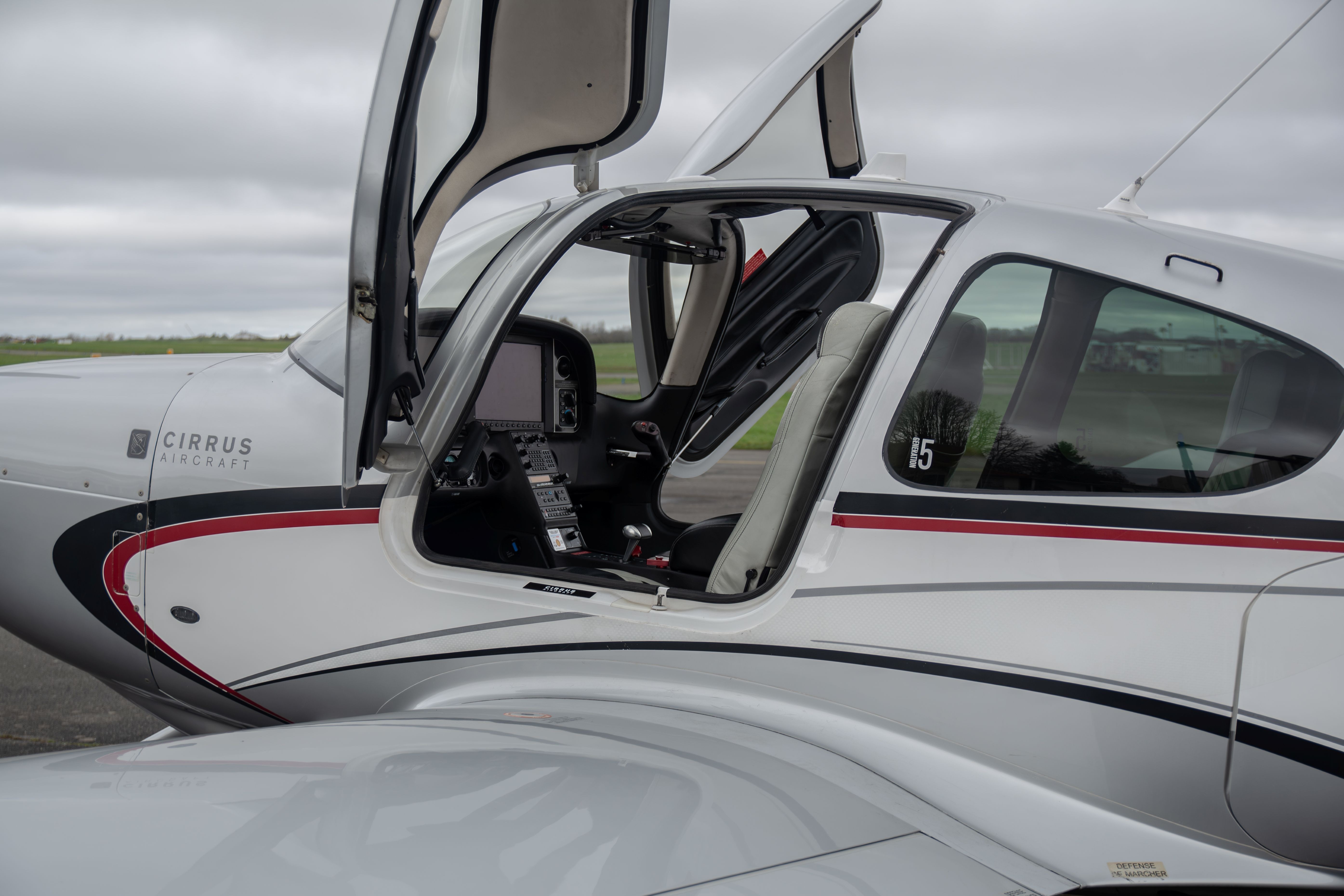 시러스 SR22 G5 GTS 2013 사진 5