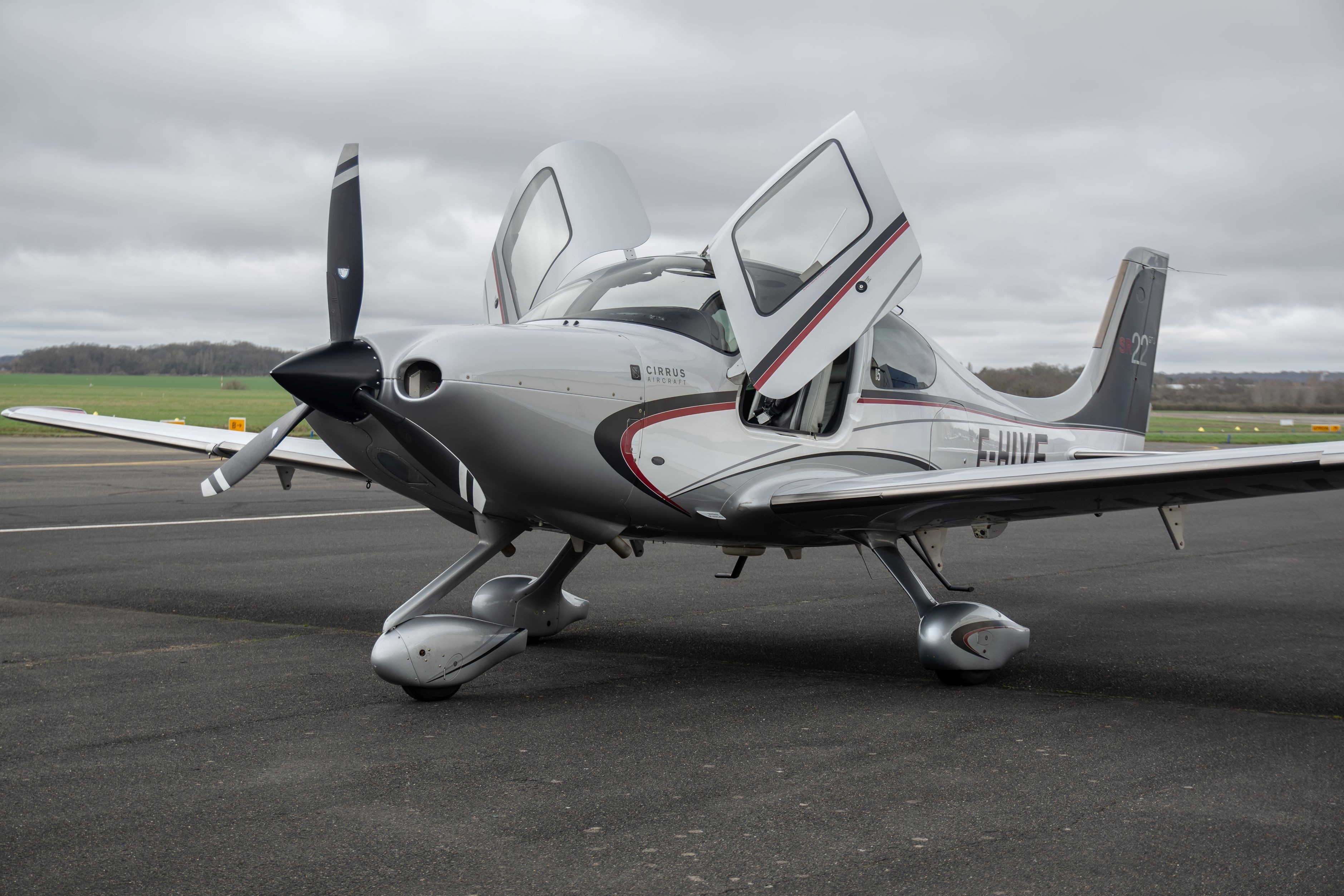 시러스 SR22 G5 GTS 2013 사진 4