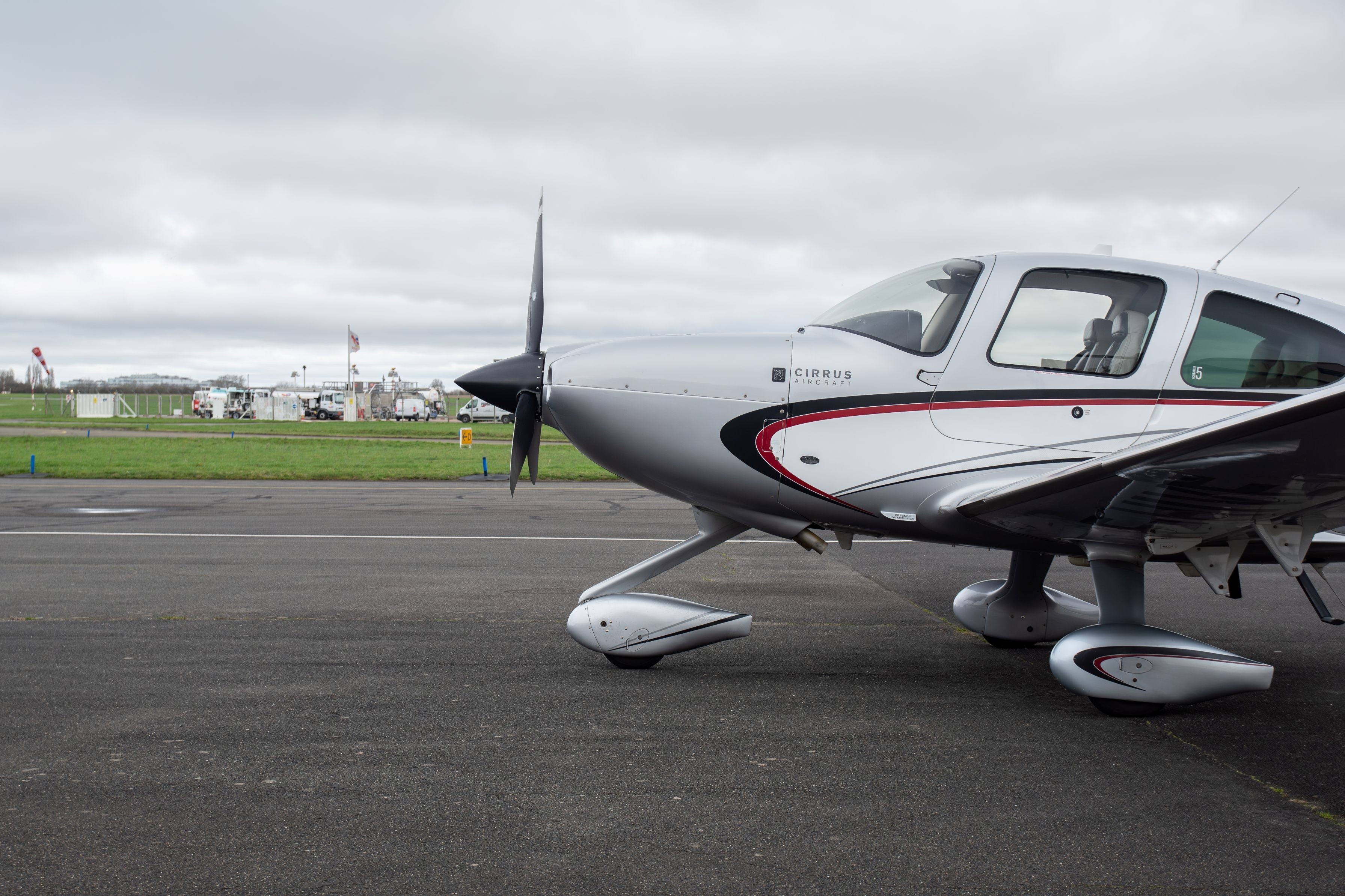 시러스 SR22 G5 GTS 2013 사진 3