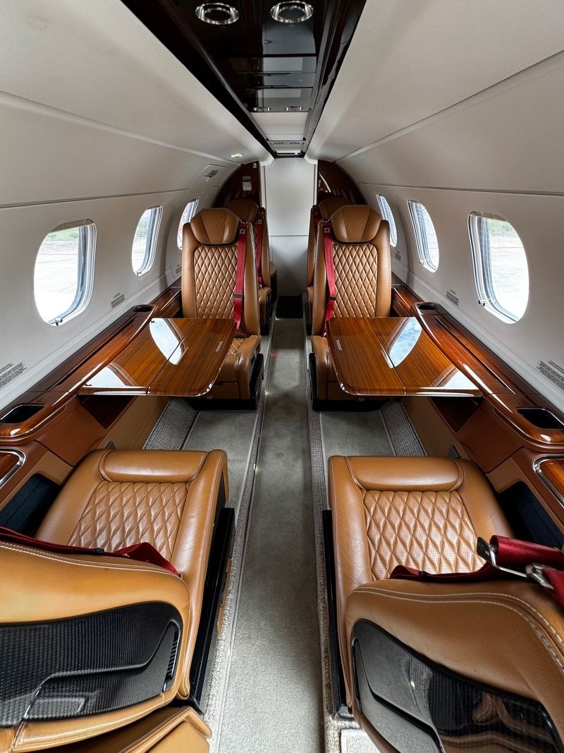 엠브라에르 Phenom 300E 2018 사진 2
