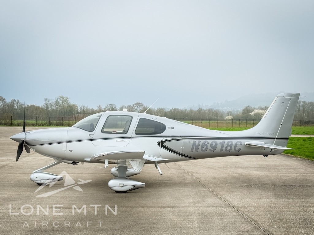 시러스 SR22T G6 2023 사진 2