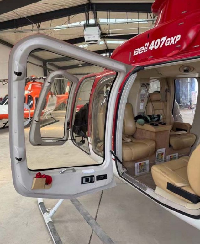 2017 Bell 407GXP, photo 3