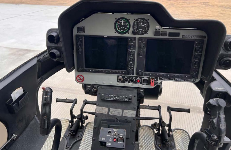 2015 Bell 407GXP, photo 2