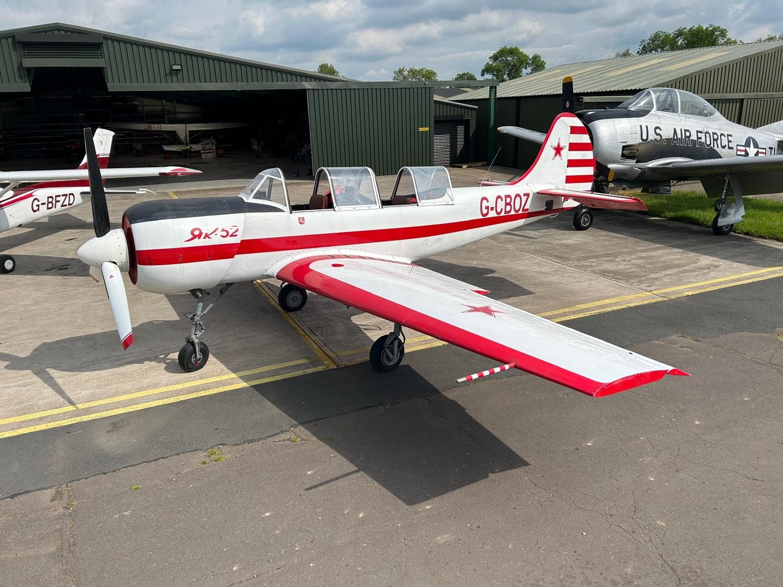 YAKOVLEV Yak-52 1981 사진 1