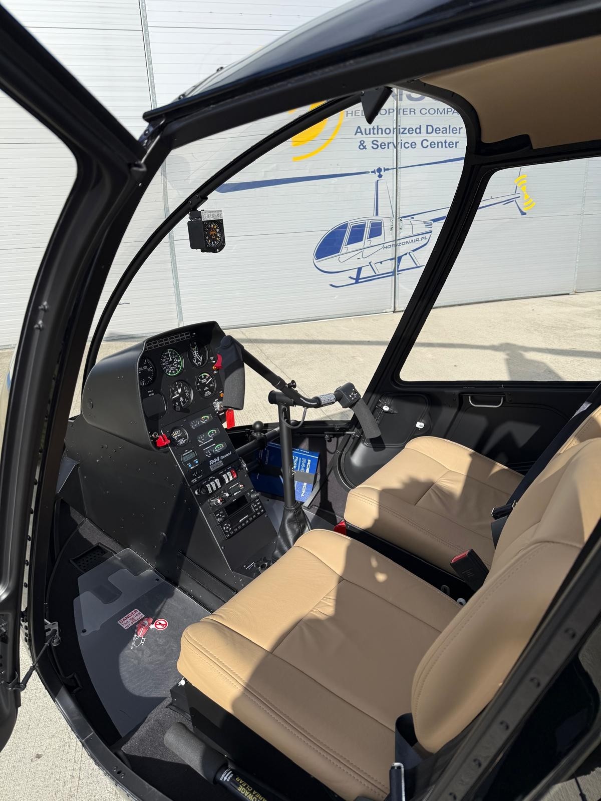 2026 Robinson R44 Raven I, photo 3