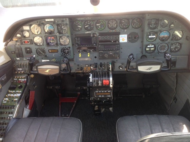 1971 Cessna 402B, photo 2