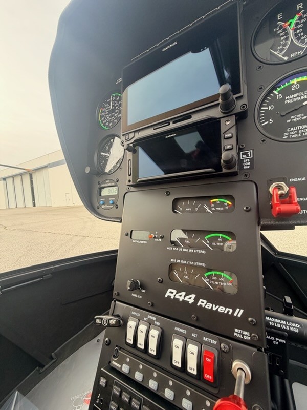 로빈슨 R44 Raven II 2026 사진 6