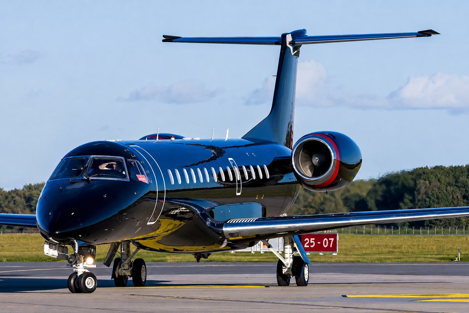 2002 Embraer ERJ-135 For Sale | Germany. 23187 hrs. | AvBuyer