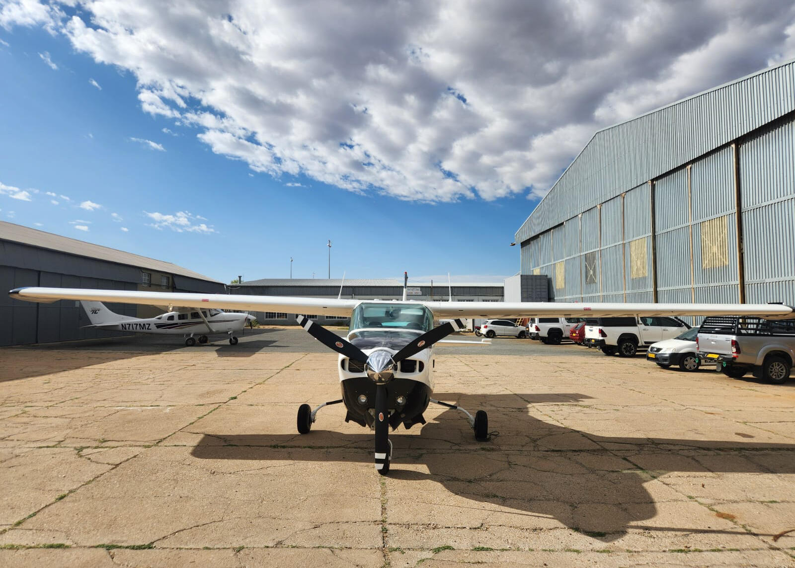 1980 Cessna 210, photo 5