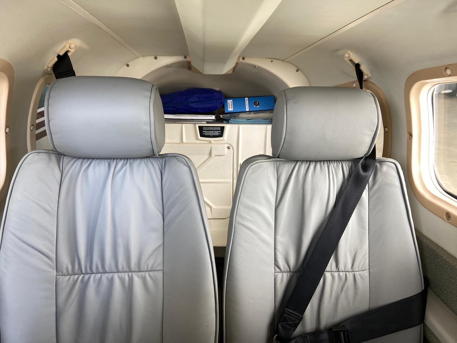 파이퍼 Archer III 2000 사진 8