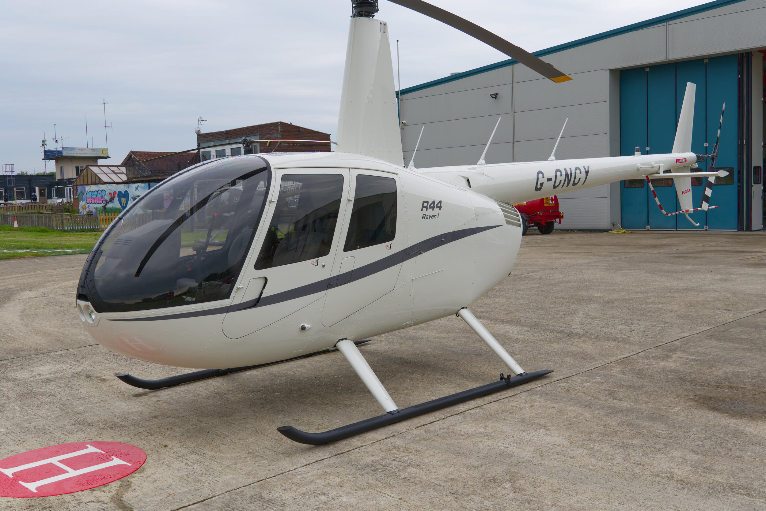 로빈슨 R44 Raven I 2026 사진 3