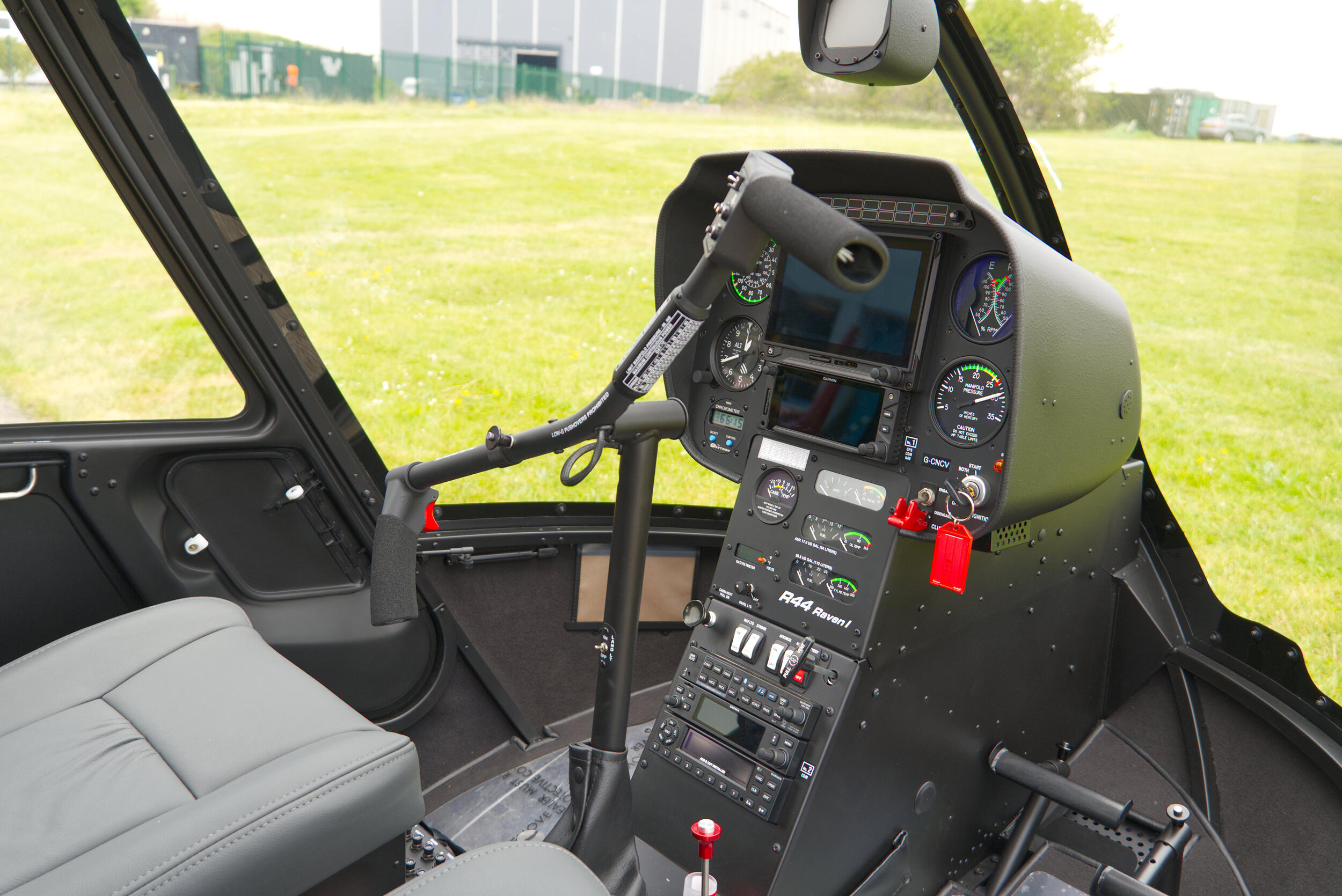 로빈슨 R44 Raven I 2026 사진 3