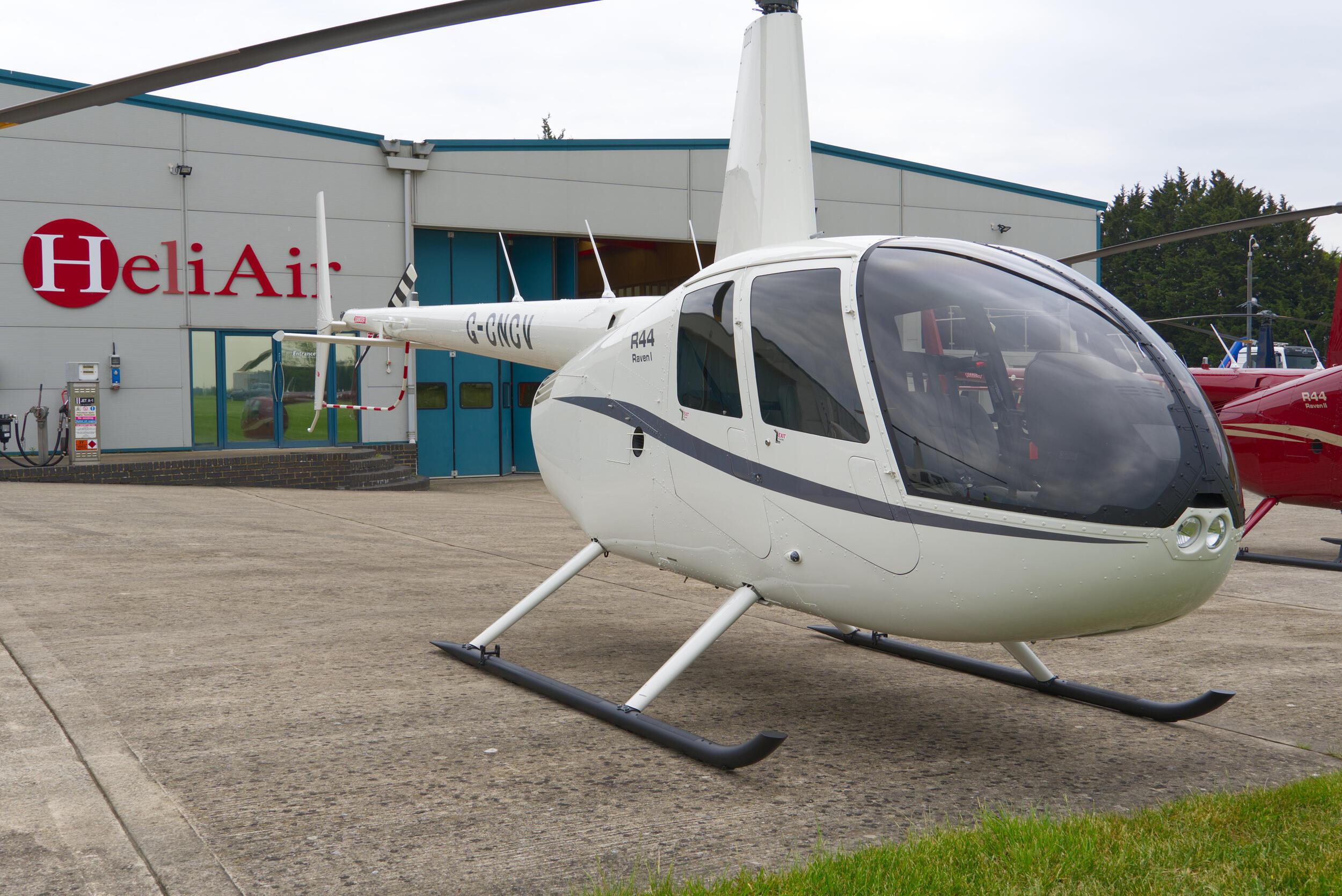 로빈슨 R44 Raven I 2026 사진 1