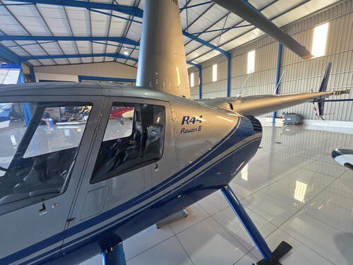 로빈슨 R44 Raven II 2007 사진 2