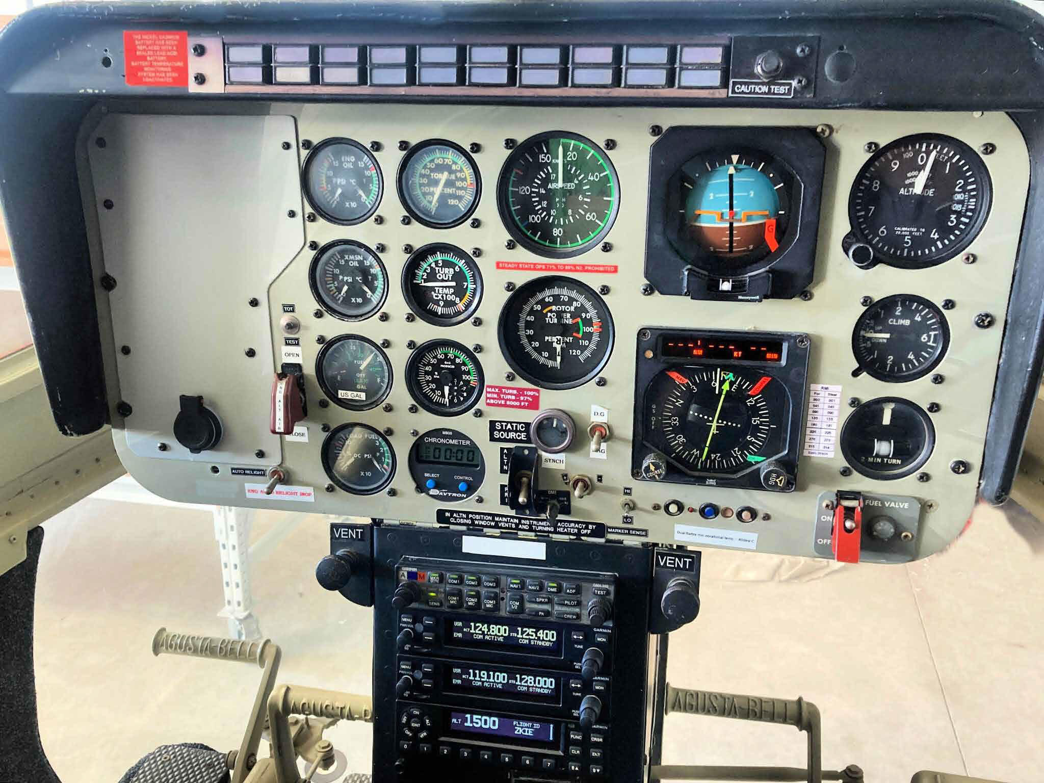 1985 Bell 206B III (S/N 8682), photo 2
