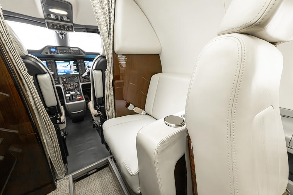 엠브라에르 Phenom 100E 2014 사진 6