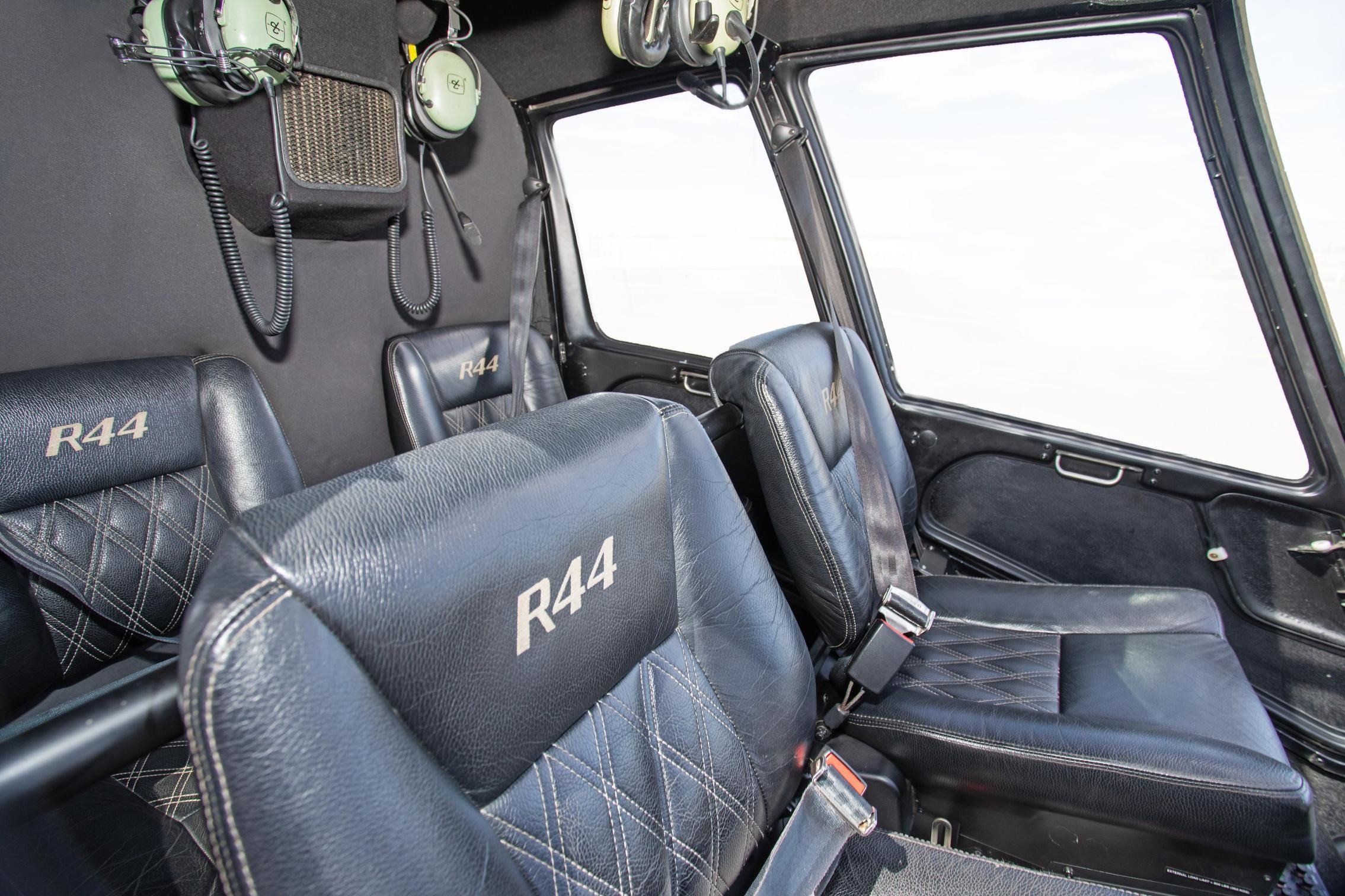 2009 Robinson R44 Raven II, photo 5