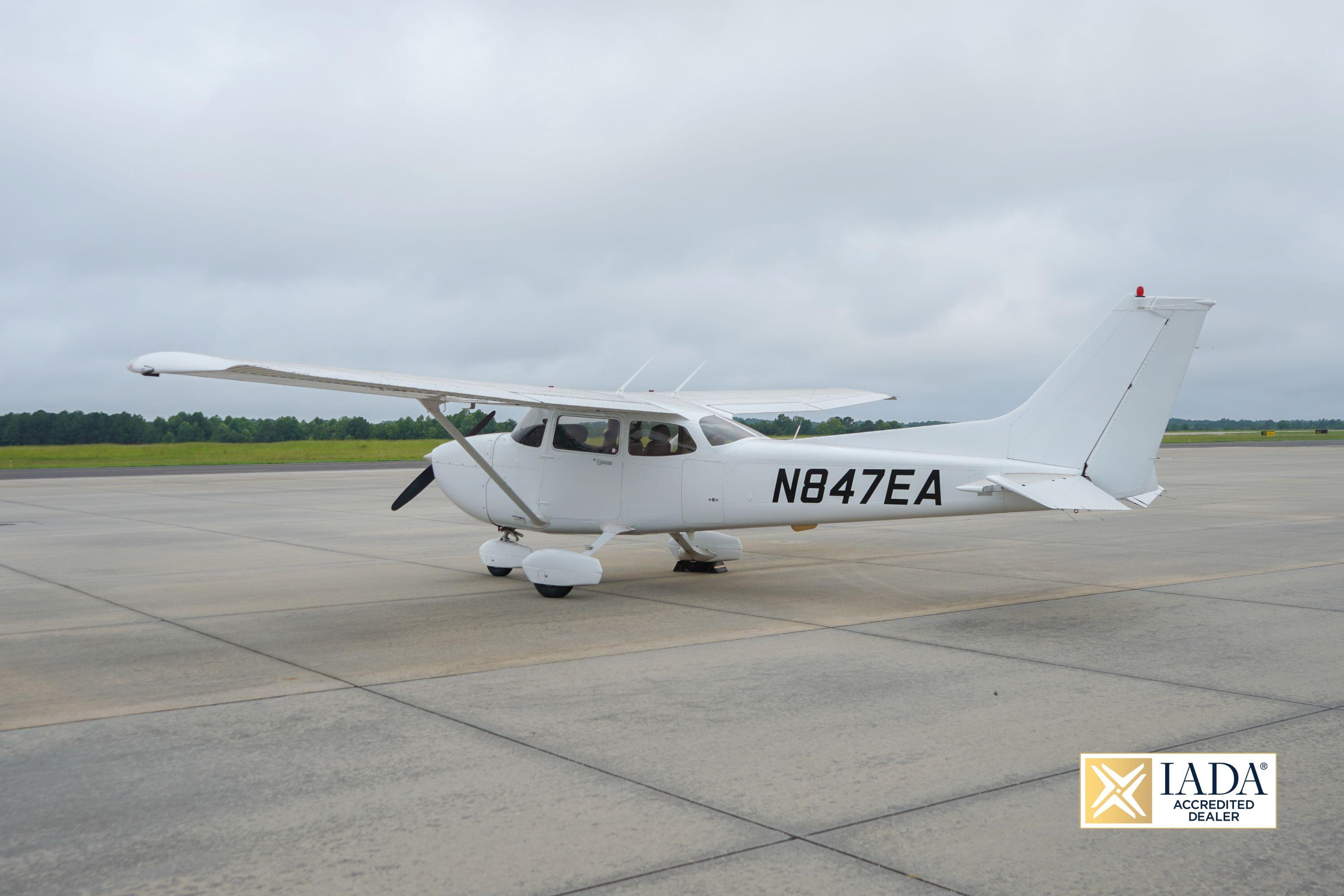 세스나 172SP Skyhawk 2004 사진 3