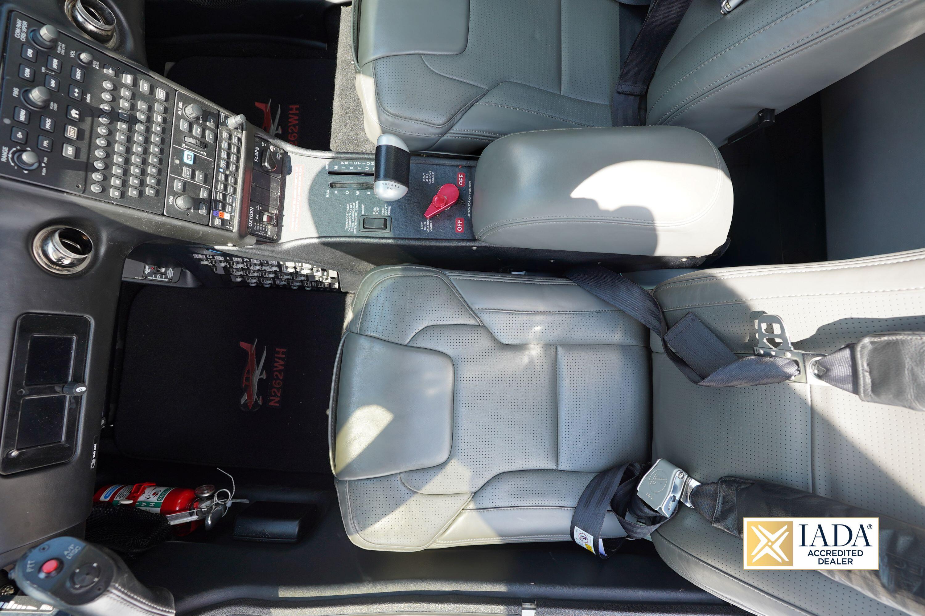 시러스 SR22T G6 2017 사진 7