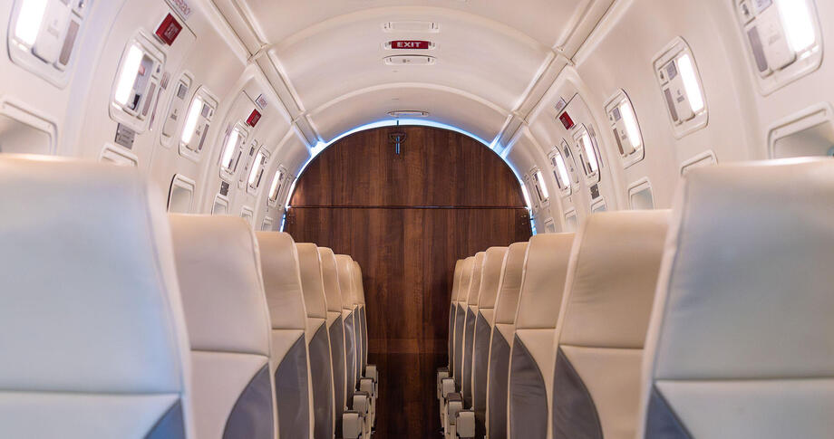2000 Beechcraft 1900D (DQ-LIS), photo 6