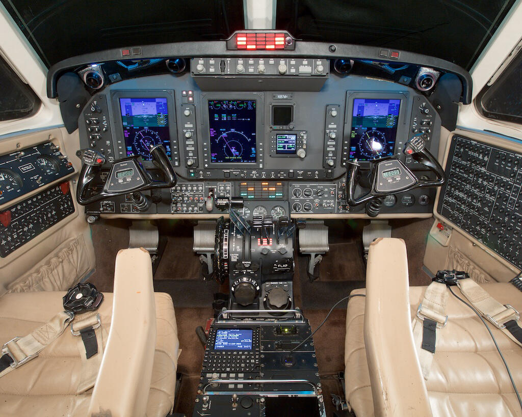 2008 Beechcraft King Air B200GT, photo 8
