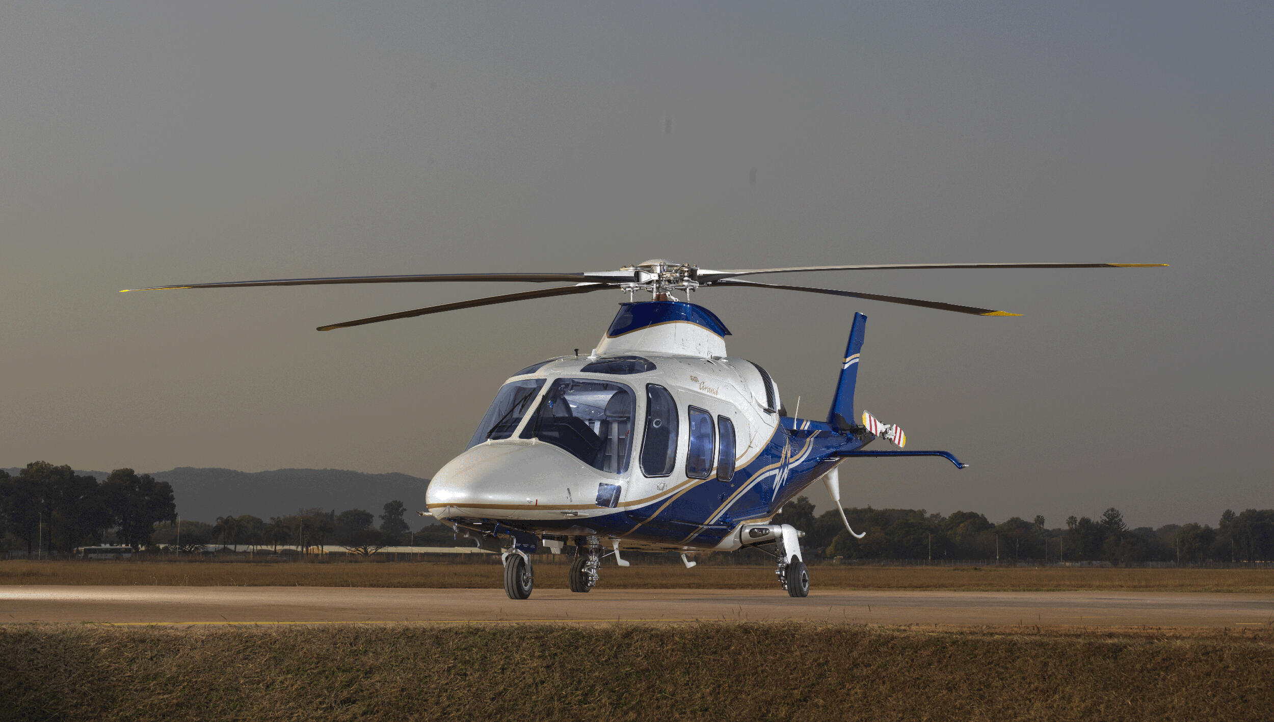 아구스타 A109S Grand 2009 사진 4