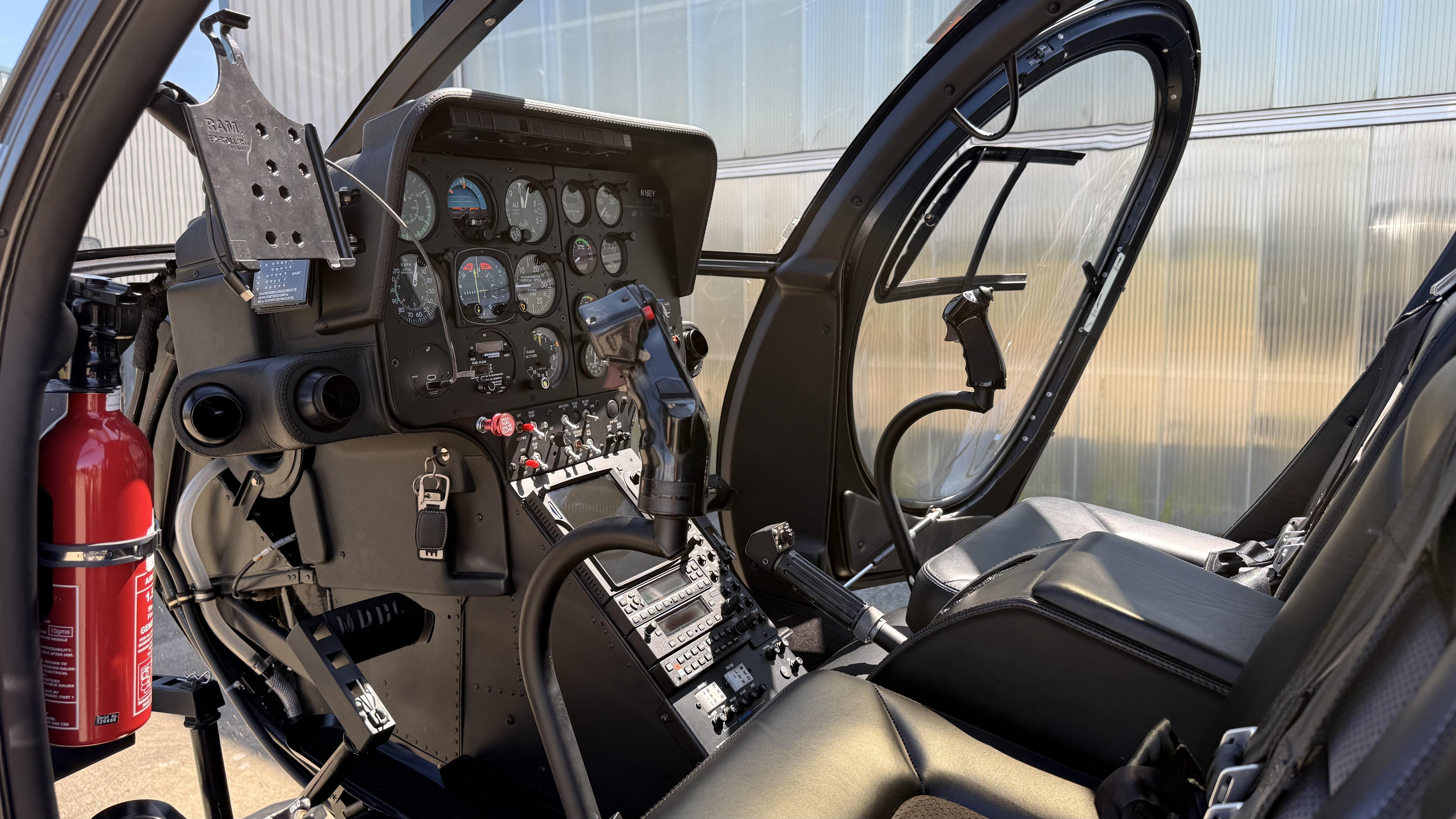1992 MD 500E, photo 6