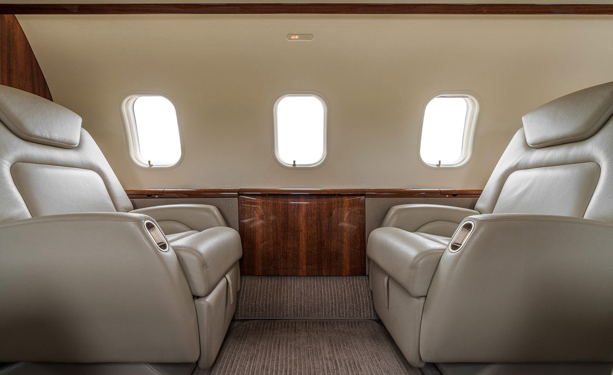 봄바디어 Challenger 300 2008 사진 8