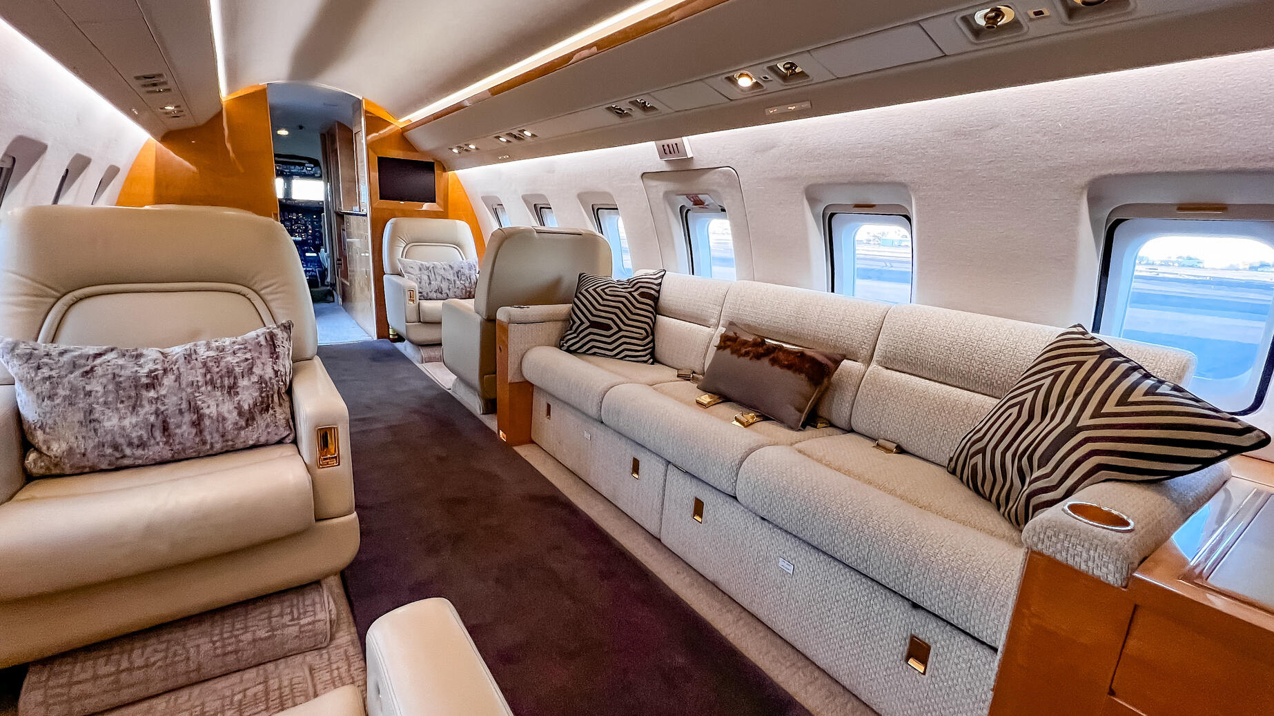 봄바디어 Challenger 601-3A 1983 사진 6