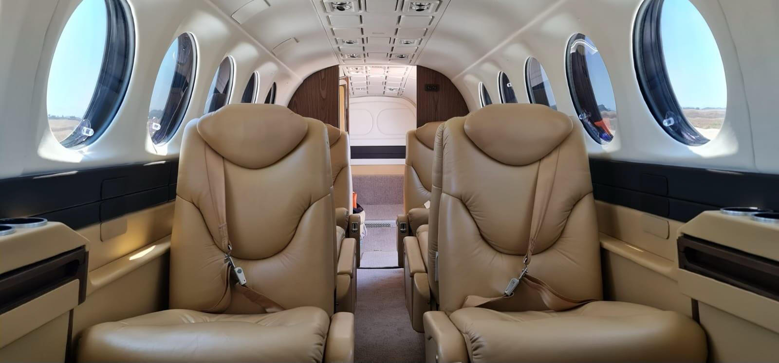 1999 Beechcraft King Air 350, photo 4