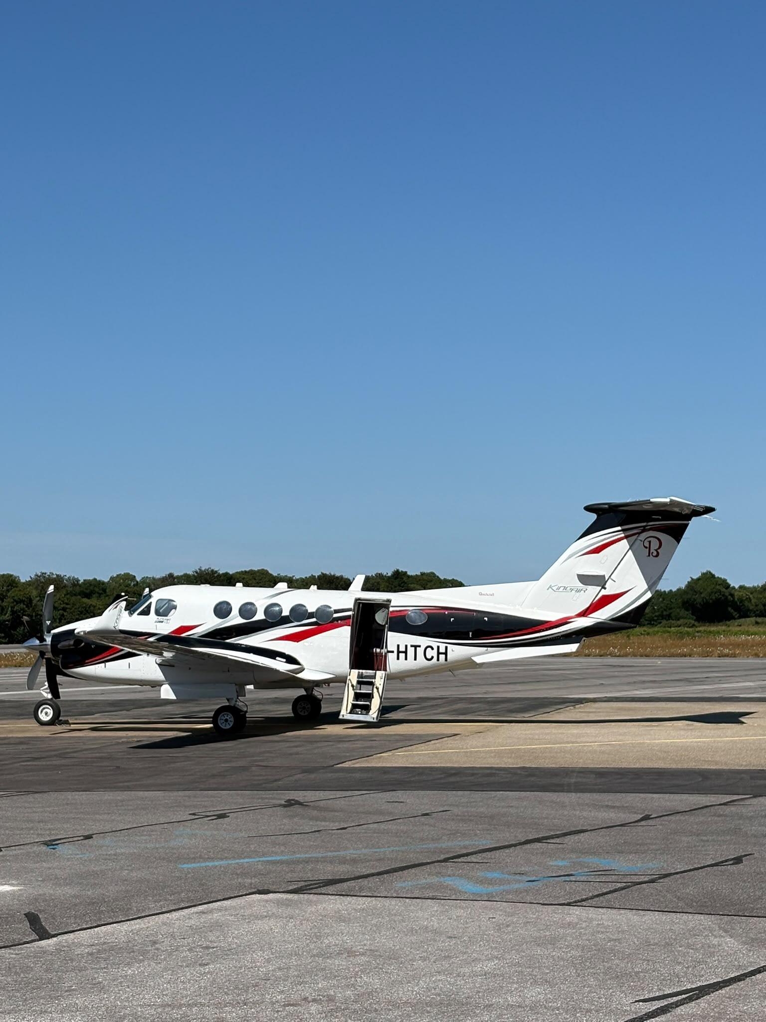 1982 Beechcraft King Air B200, photo 1