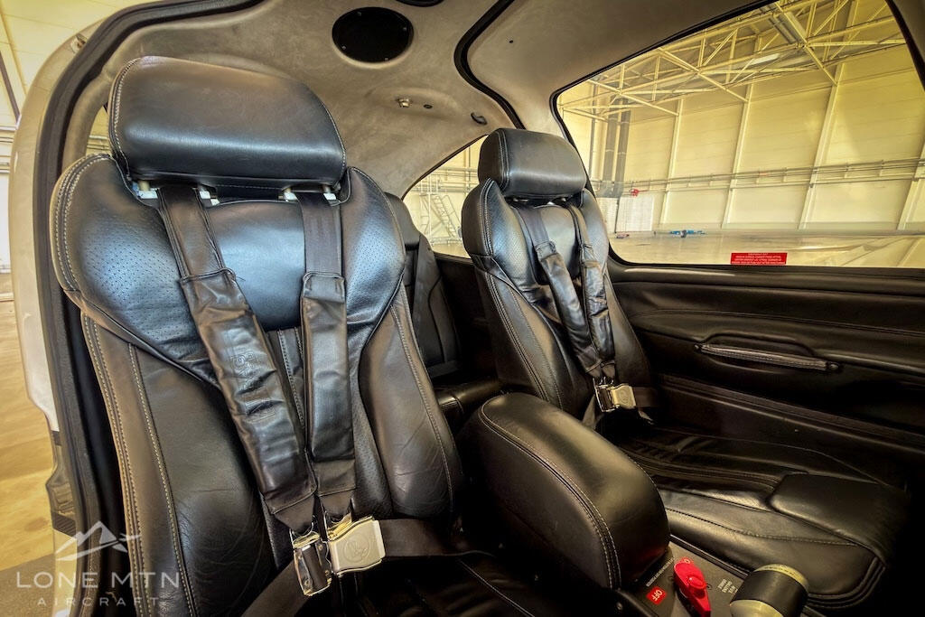 시러스 SR22 2015 사진 5