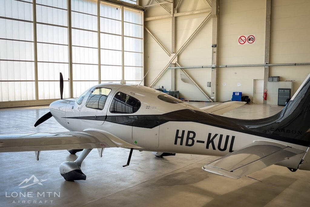 시러스 SR22 2015 사진 3