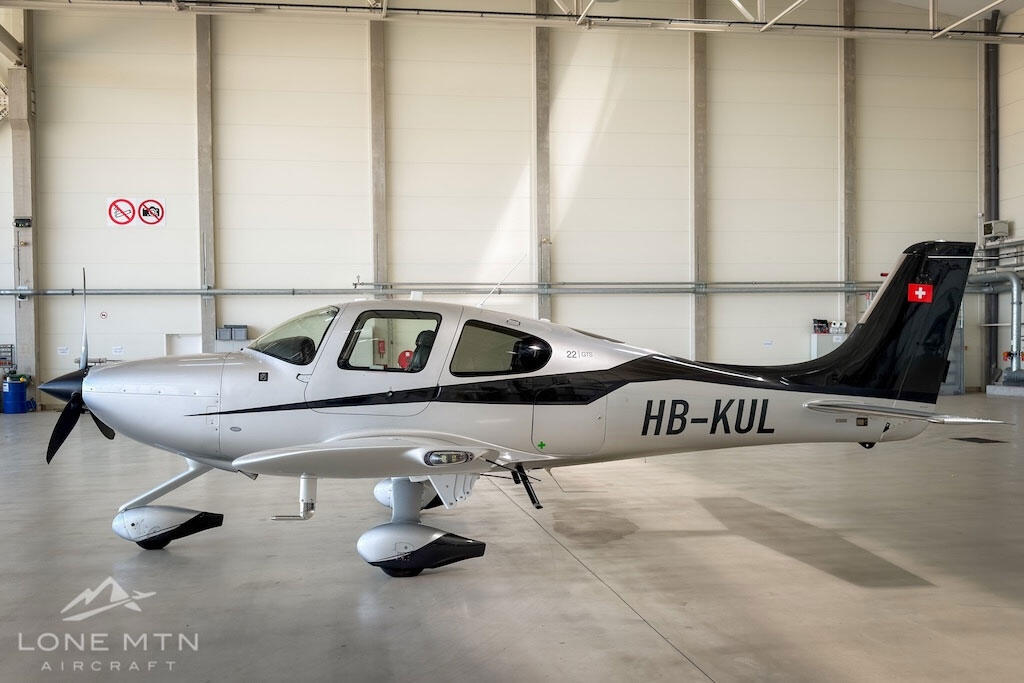 시러스 SR22 2015 사진 2