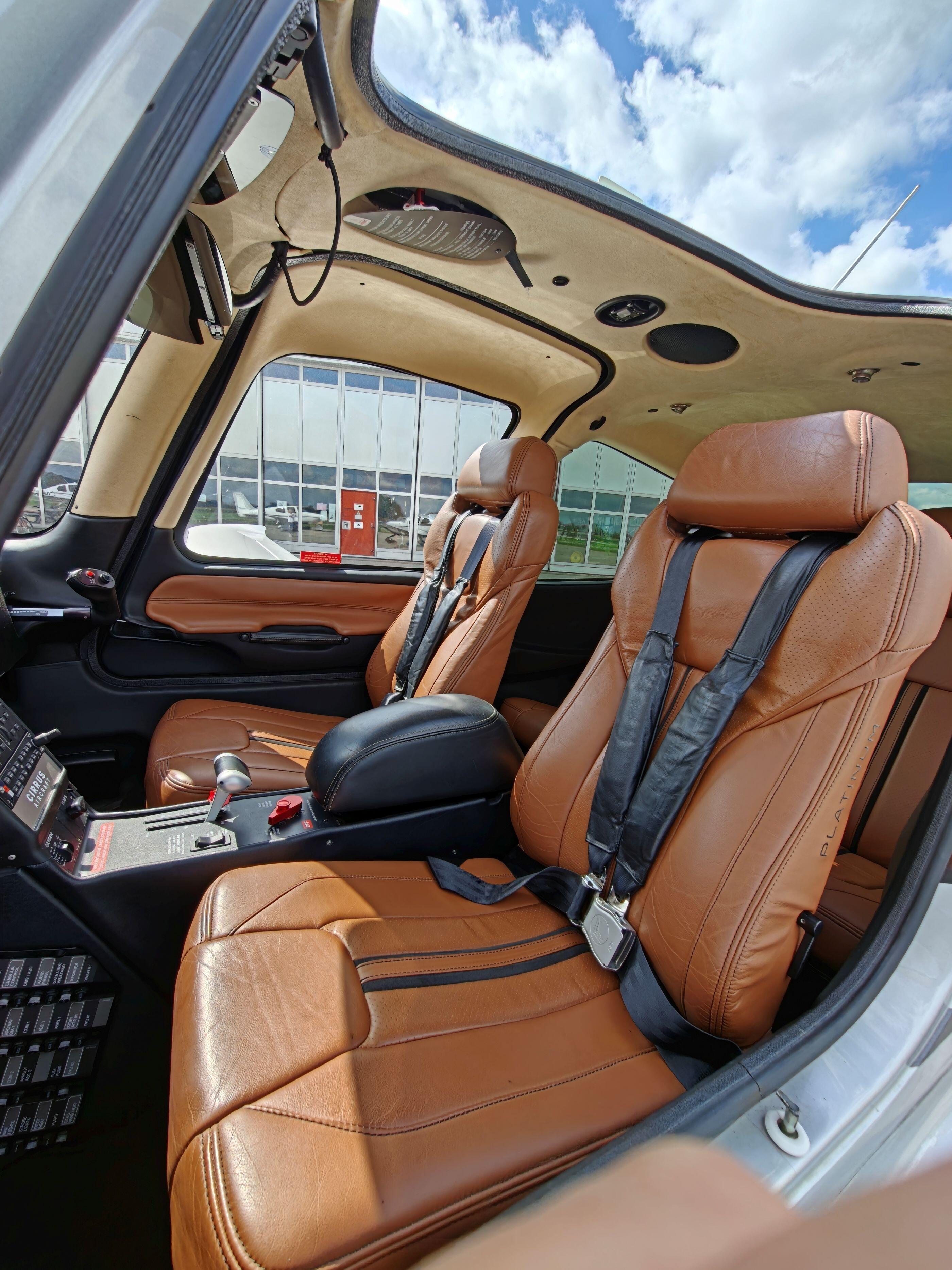 2014 Cirrus SR22 Turbo GTS, photo 5