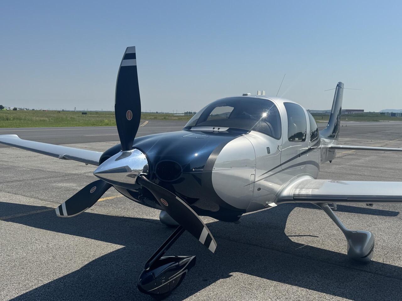 시러스 SR22T G5 2014 사진 3